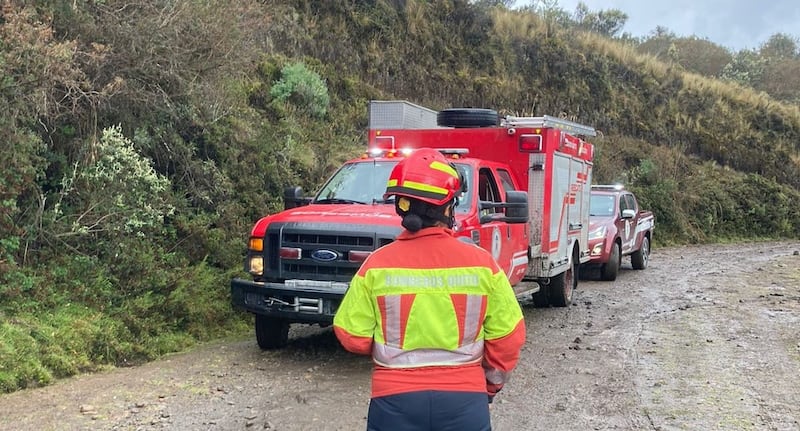 Dos excursionistas afectados por descarga eléctrica de rayo en el volcán Rucu Pichincha