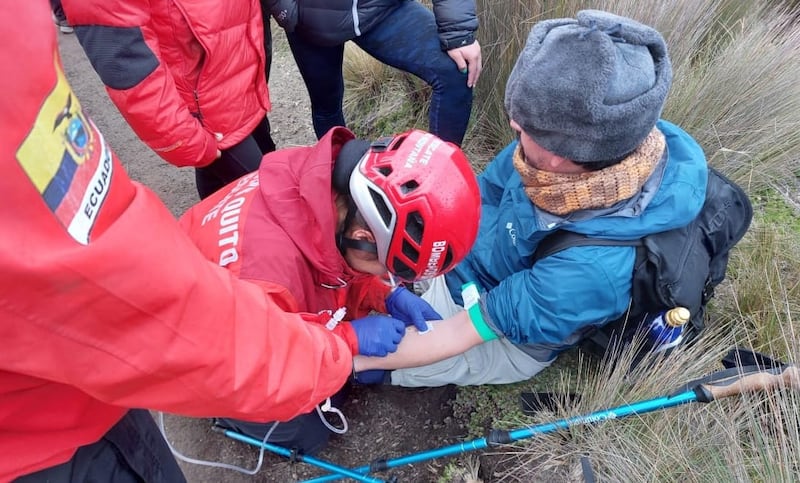 Rescatan a seis excursionistas extraviados en el Rucu Pichincha, en Quito