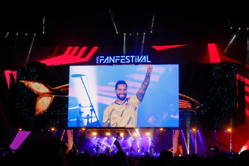 Maluma durante su actuación este sábado en la inauguración del 'FIFA Fan Festival' de Doha