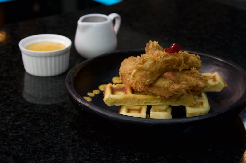 Pollo llorón, plato preparado por Luciana Guschmer