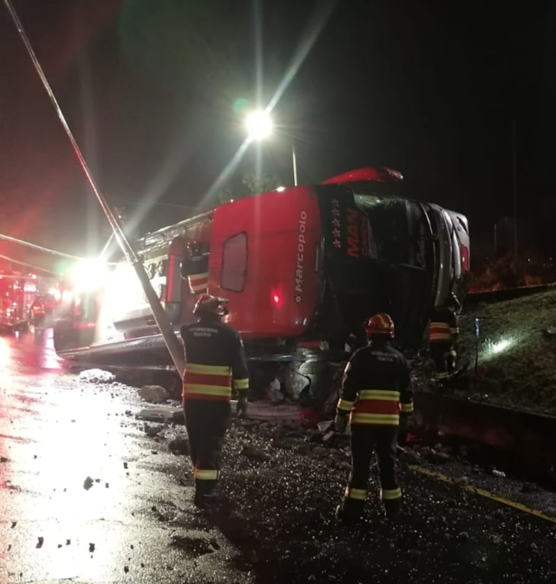 Al norte de la capital, se registró un accidente de tránsito que dejó 10 heridos