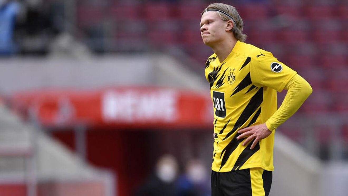 Haaland lamenta con el Borussia Dortmund