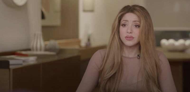 Shakira aparta su mirada cuando habla del sueño de su familia con Piqué