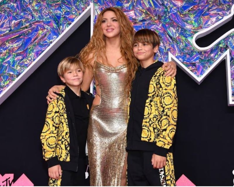 Milan y Sasha disfrutaron de los MTV VMAs 2023 junto a su madre