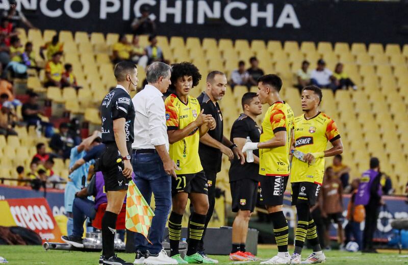 Guayaquil, domingo 25 de agosto del 2024
En el estadio Banco Pichincha, Barcelona se enfrenta a Universidad Católica en la cuarta fecha de la segunda etapa de la LigaPro Ecuabet 2024.
Fotos: César Muñoz/API