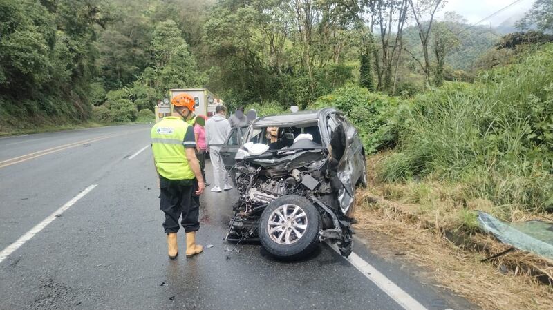 Accidentes de tránsito en la vía Áloag - Santo Domingo