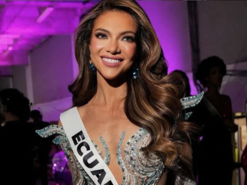 Mara Topic, Miss Universo Ecuador, con su traje de gala en la preliminar del Miss Universo 2024