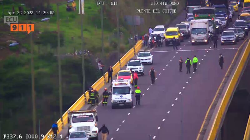 Vía cerrada en el puente de El Chiche