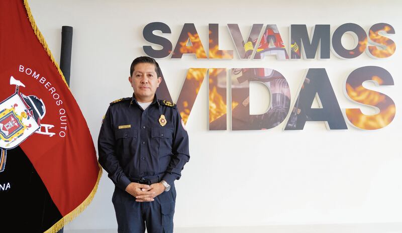 Esteban Cárdenas, Jefe del Cuerpo de Bomberos de Quito