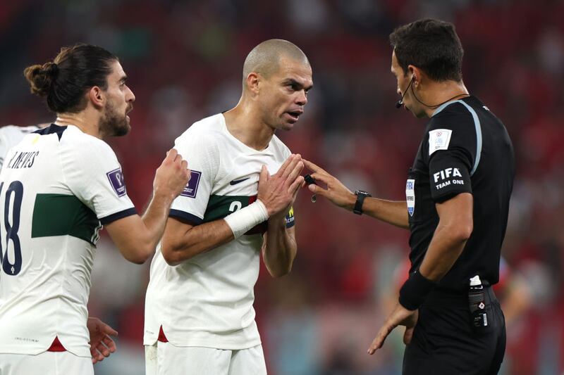 Facundo Tello discute con Pepe tras una falta