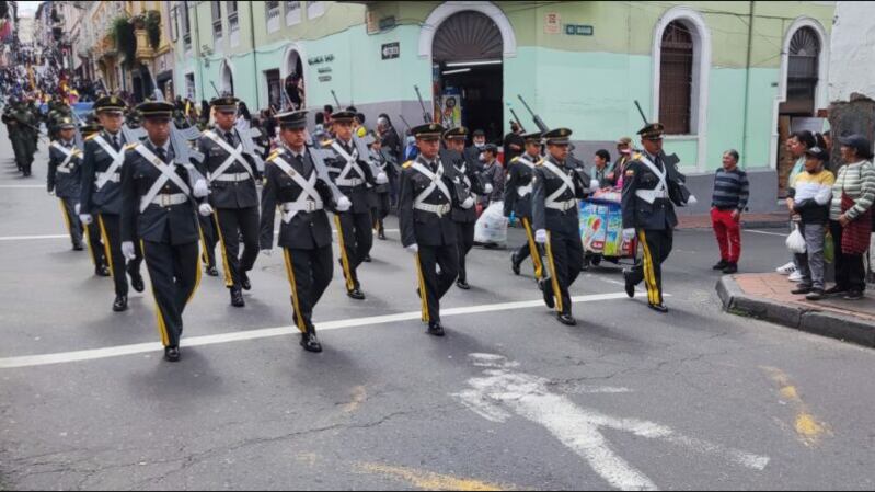 ¿Qué hacer en Quito este 24 de mayo? Desfiles y feria en el Centro Histórico