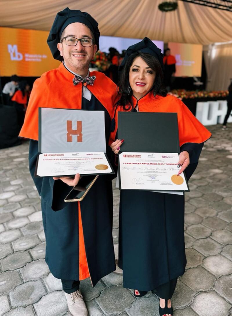 Paulina Tamayo en su graduación