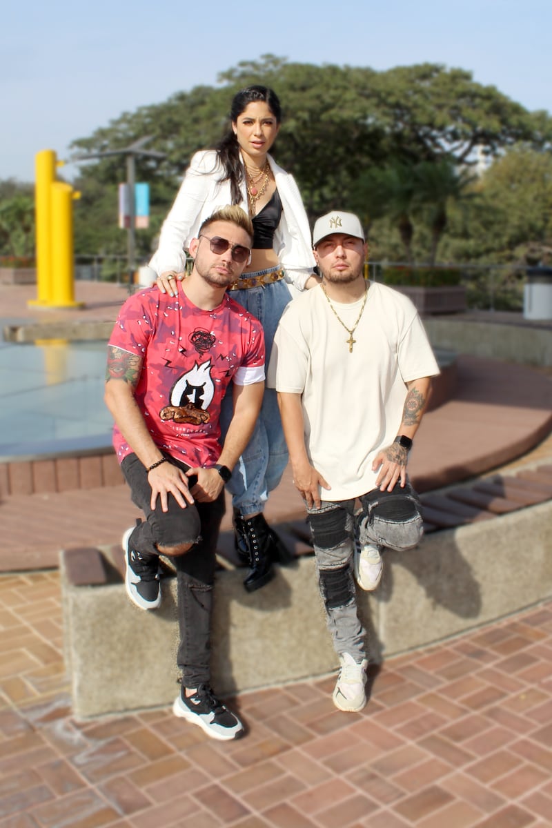 Diana Sofía junto al dúo Rocko & Blasty lanzan sencillo 'Señales'.