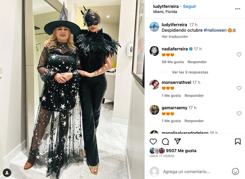 Nadia Ferreira junto a su mamá Ludy Ferreira para festejar Halloween