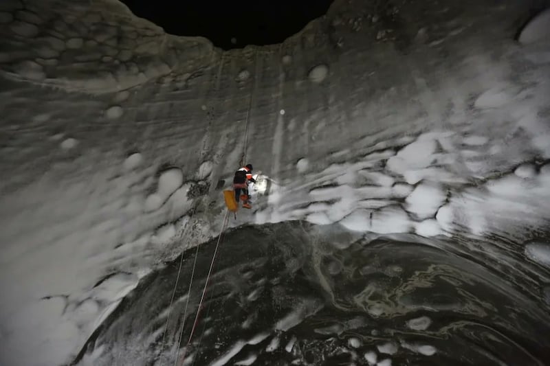 Cráteres misteriosos en Siberia.