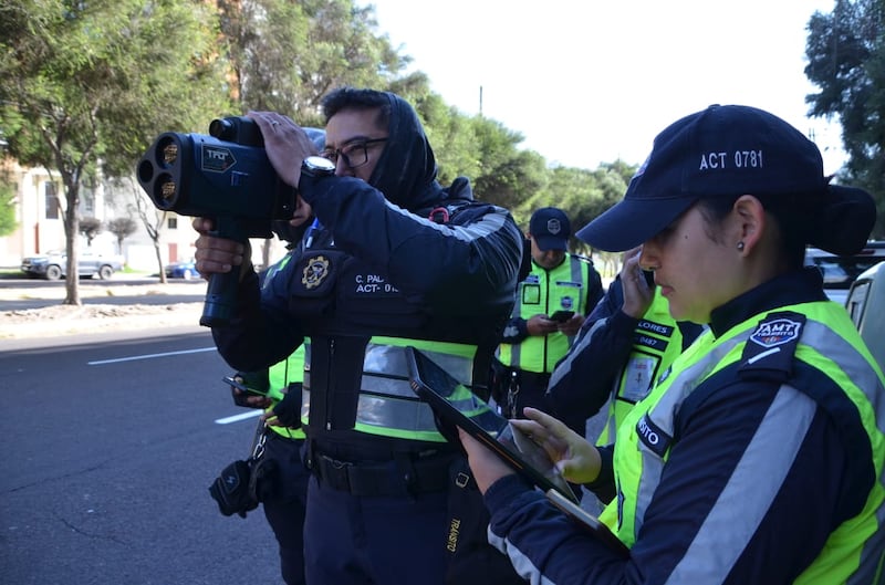 Operativo para controlar la velocidad en Quito?