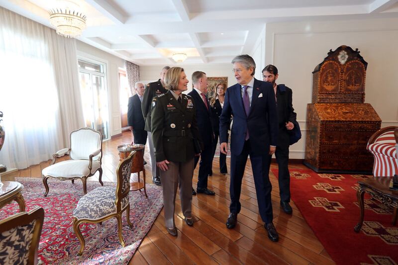 Laura Richardon, comandante del Comando Sur, se reunió con Presidente Guillermo Lasso en Carondelet