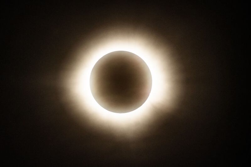 Eclipse solar total visto desde Mazatlán, México.