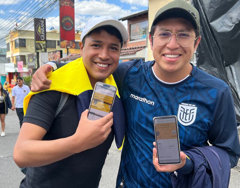 Ganadores de las entradas gracias a Pilsener