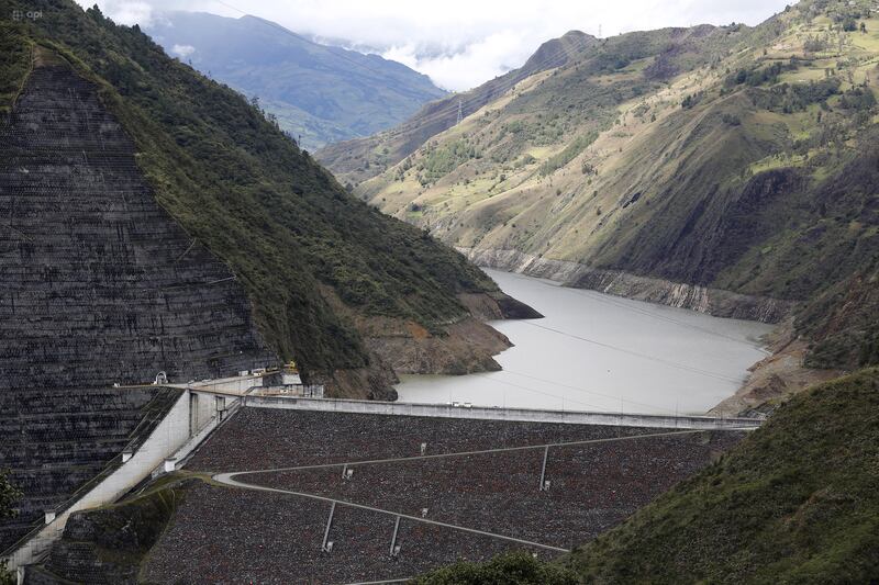 Cuenca,Ecuador 7 de mayo de 2024 El presidente de la republica Daniel Noboa Azin visito a la Central Hidroeléctrica Mazar para costatar que "Se ha recuperado alrededor de 18 metros, que representa el 35% del volumen útil del embalse.