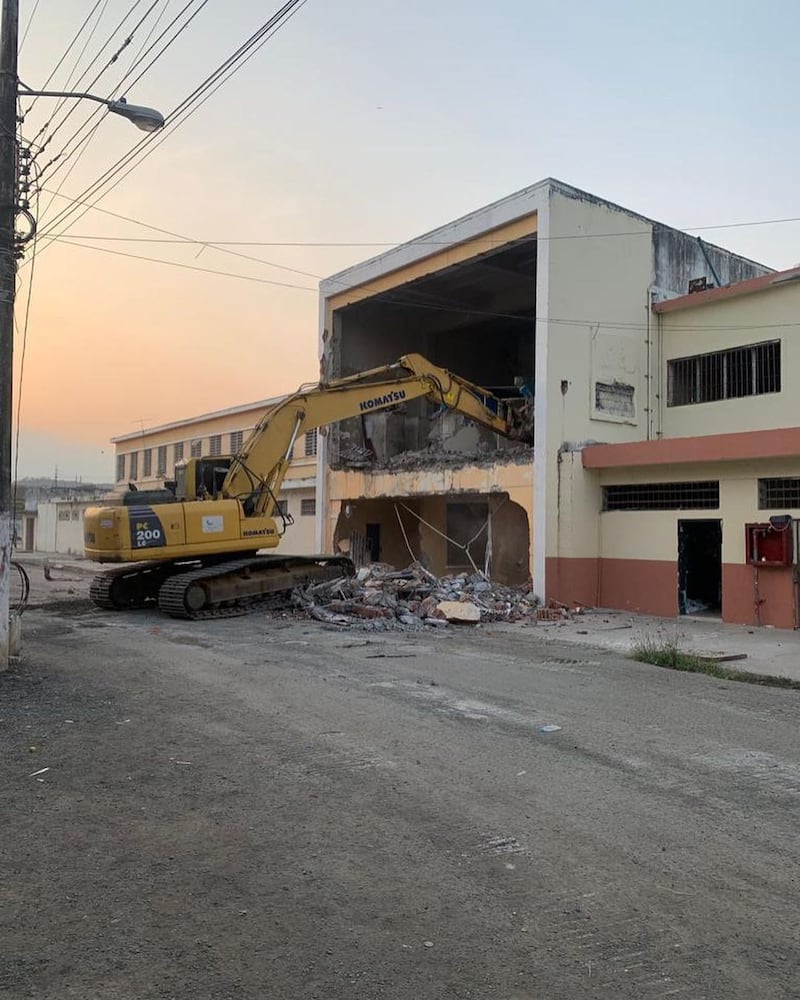 Destruyen parte de la Penitenciaría del Litoral