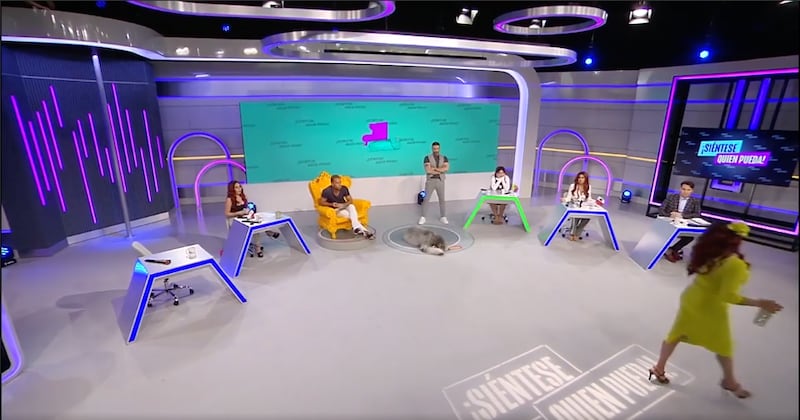 Momento en que Liliana Rodríguez abandona el set de Siéntese quien Pueda