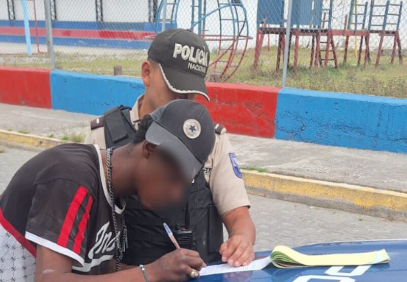 Operativos de control en el Distrito de Policía Calderón.