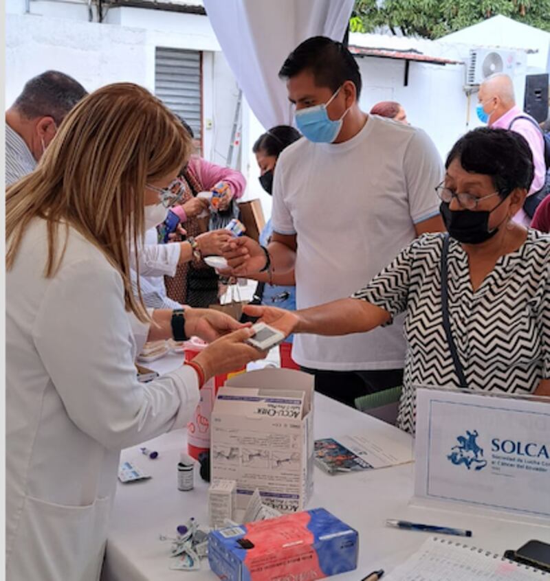 Cientos de personas acudieron a la jornada a cargo de Solca Matriz Guayaquil.