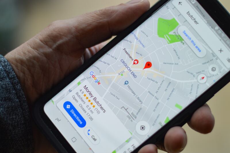 Hombre descubrió infidelidad de su esposa gracias Google Maps