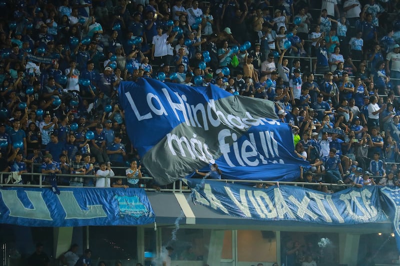 Hinchada de Emelec en el Capwell