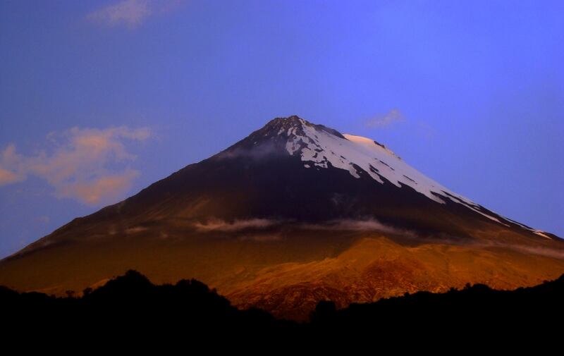 "La primer actividad del volcán Sangay se remonta a 1628".