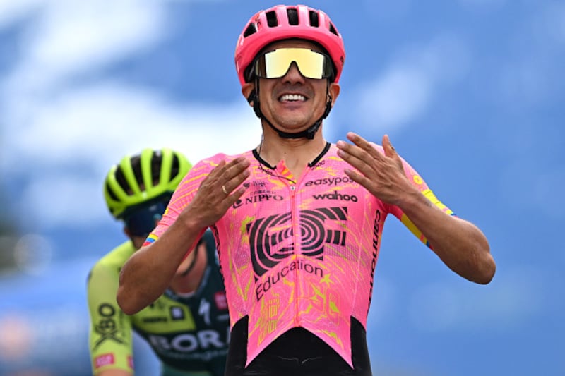 Richard Carapaz se prepara para la Vuelta a España y Mundial de Ciclismo