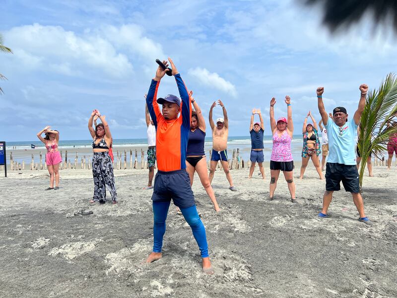 Decameron Mompiche - Playa y Arena