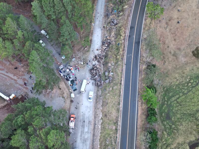 Lamentablemente hay ecuatorianos fallecidos entre los 39 migrantes en trágico accidente de bus en Panamá