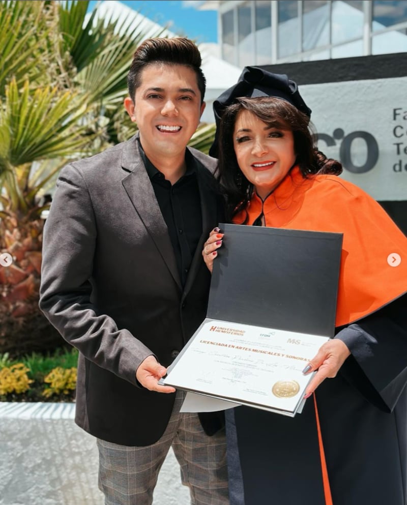 Paulina Tamayo en su graduación