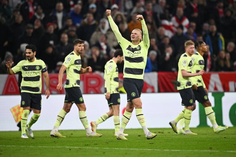 Erling Haaland festeja su gol ante el Bayern Múnich en Champions League