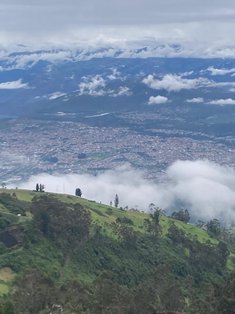 Las últimas fotos que Juan Valdiviezo captó antes de ser hallado sin vida en el Taita Imbabura