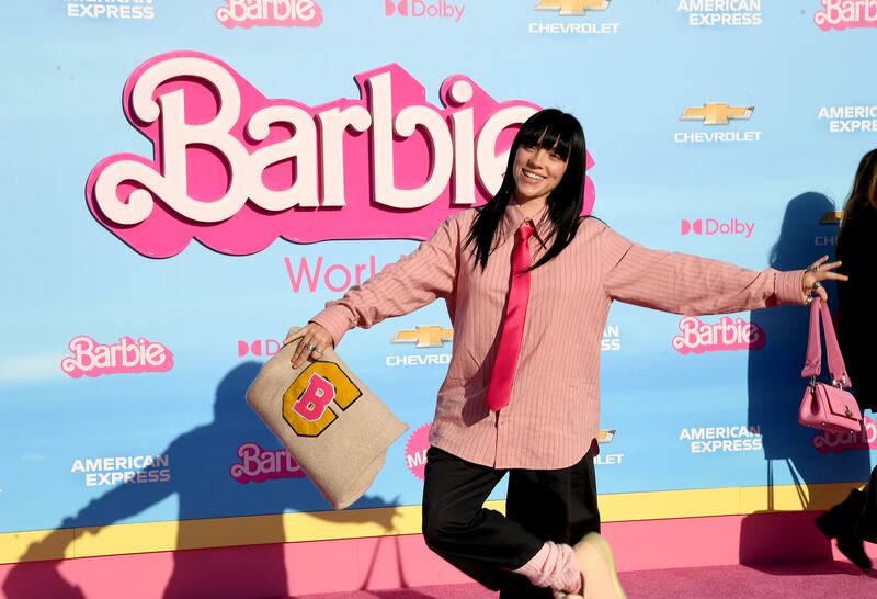 El pasado domingo 9 de julio se reunió todo el elenco de “Barbie” en la alfombra rosa para celebrar el estreno de la película más esperada de este 2023.