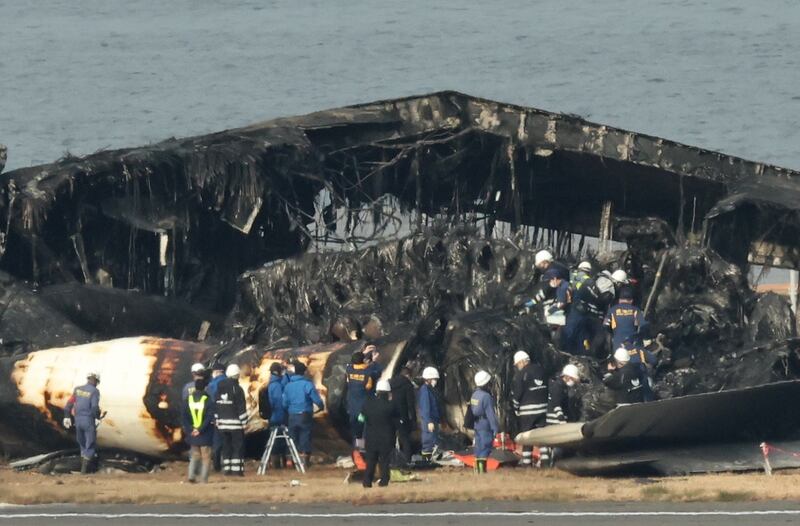 Choque de dos aviones en Tokio