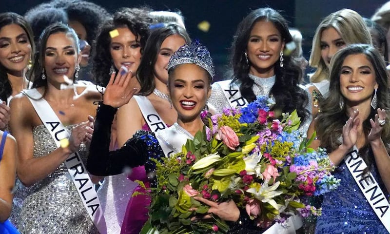 La nueva Miss Universe 2022, R’Bonney Gabriel, de Texas, Estados Unidos.