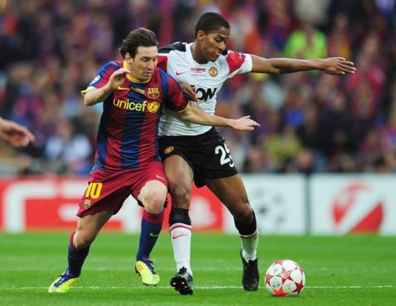 Antonio Valencia vs Lionel Messi en la final de Champions 2011