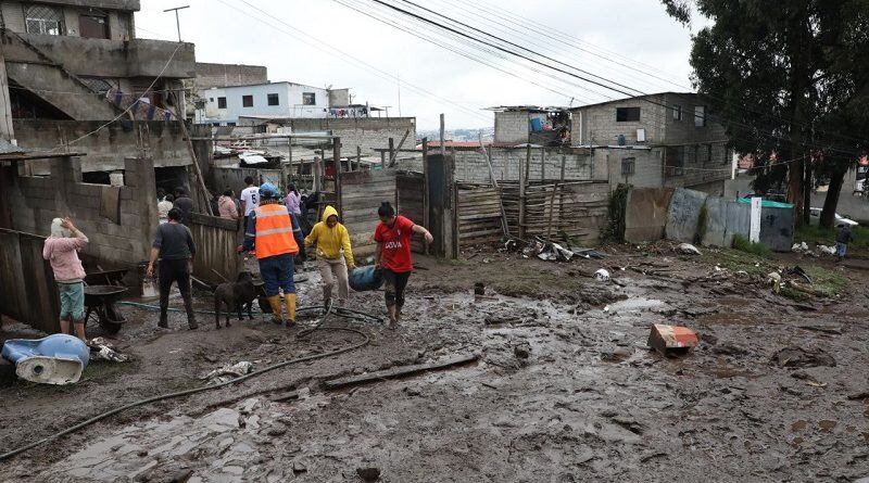 Se desbordó quebrada en La Pulida