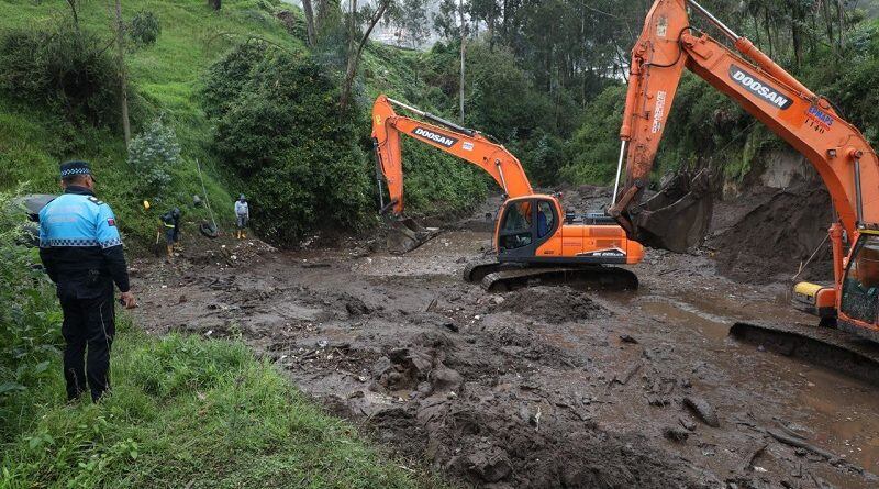 Se desbordó quebrada en La Pulida