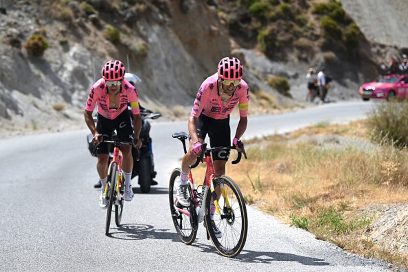 Richard Carapaz pelea podio en La Vuelta