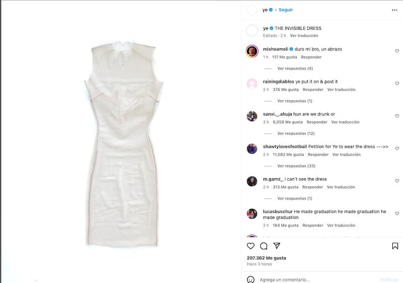 Vestido transparente que usó Bianca Censori, la esposa de Kanye West, en los Grammy