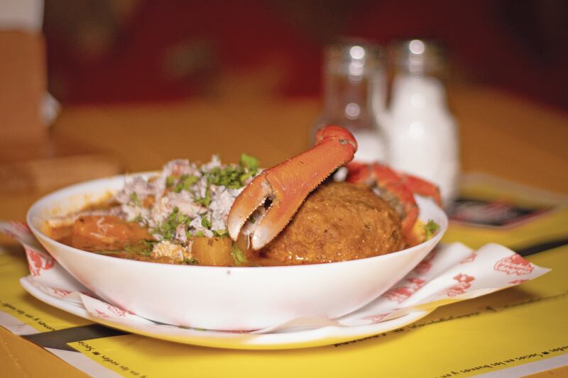 Caldo de bola de cangrejo.