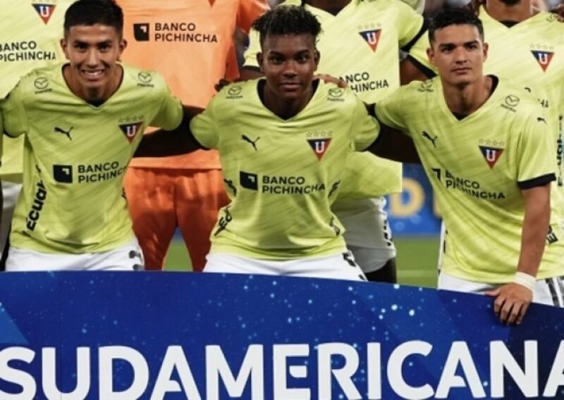 Sebastián González, Óscar Zambrano y Alexander Alvarado con Liga de Quito