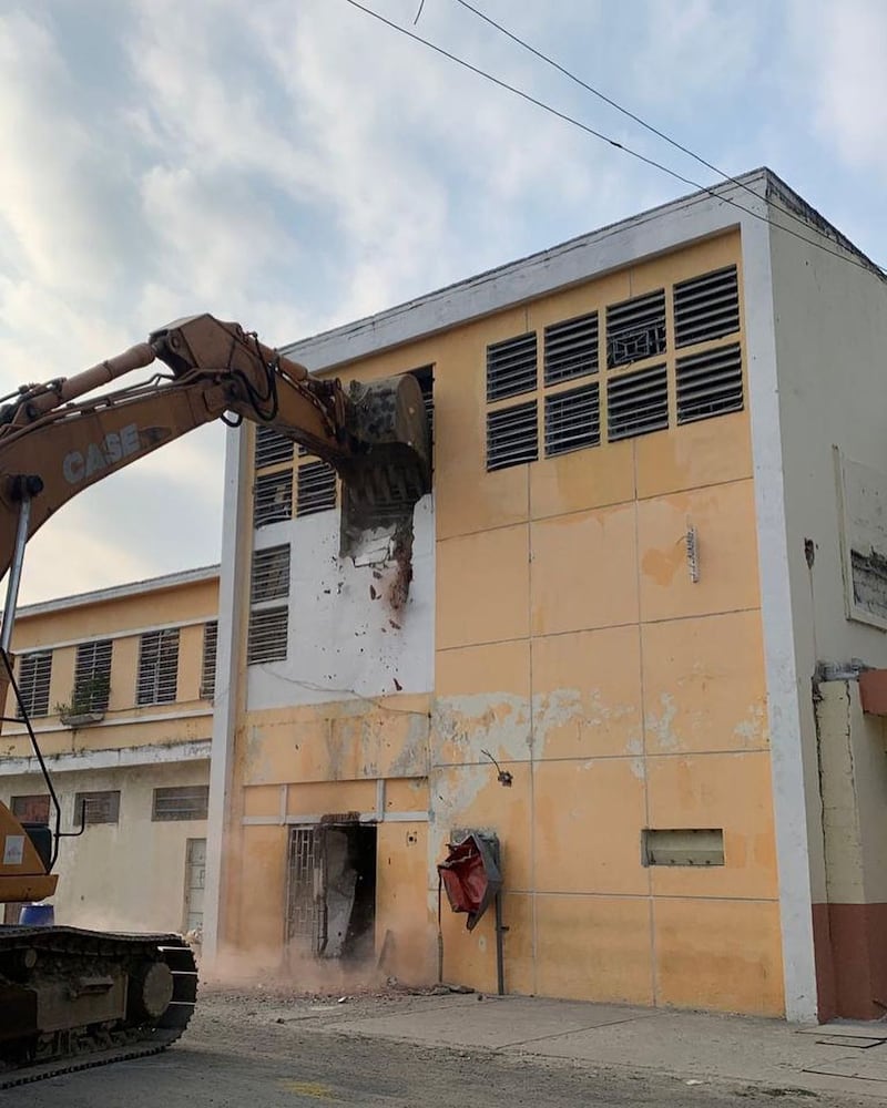 Destruyen parte de la Penitenciaría del Litoral