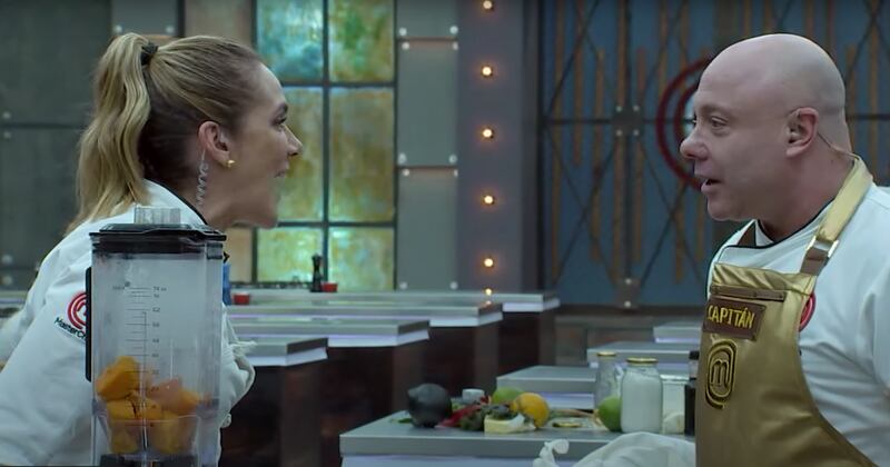 Jorge Rausch recrea con Irene González los gritos que intercambió con Ernesto en la tercera temporada de MasterChef Ecuador