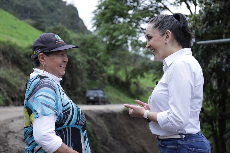 Dora Ordóñez, candidata a la Prefectura de Azuay